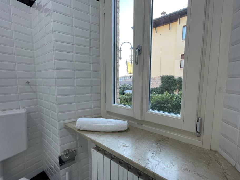 Bg Central President Suite Con Parcheggio - Vista Citta Alta Bergamo Luaran gambar