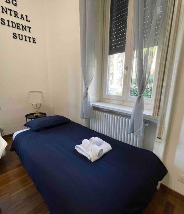 Bg Central President Suite Con Parcheggio - Vista Citta Alta Bergamo Luaran gambar