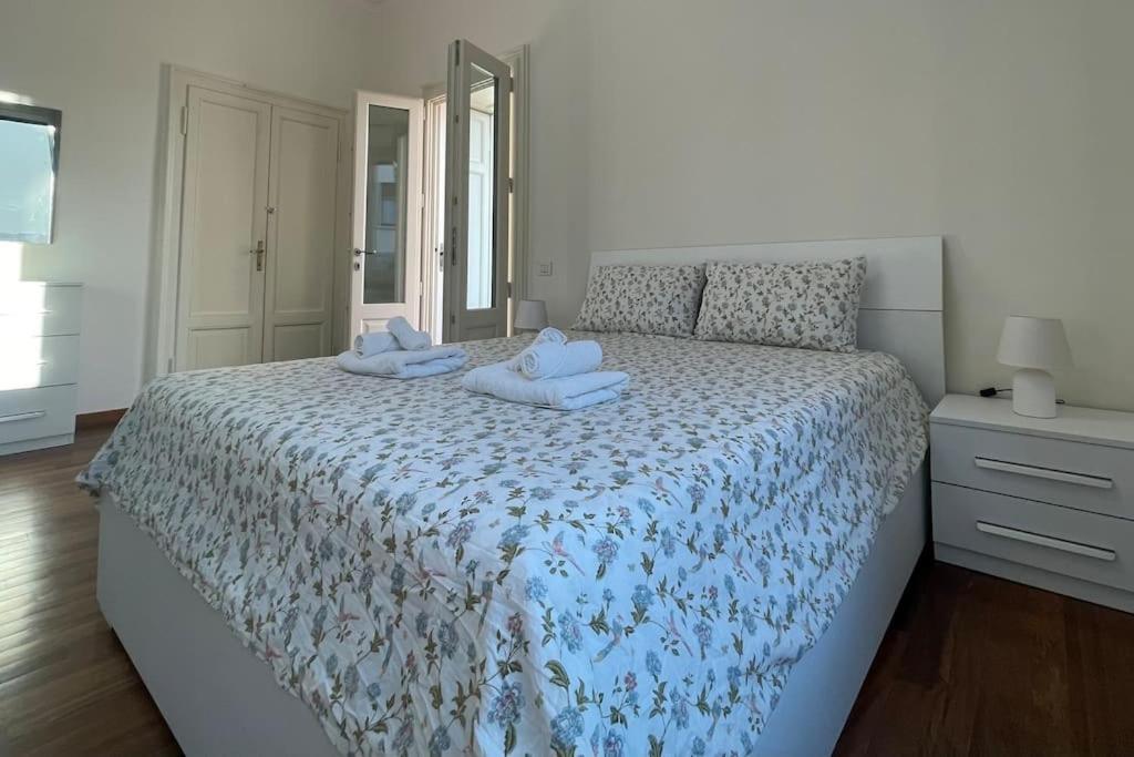 Bg Central President Suite Con Parcheggio - Vista Citta Alta Bergamo Luaran gambar